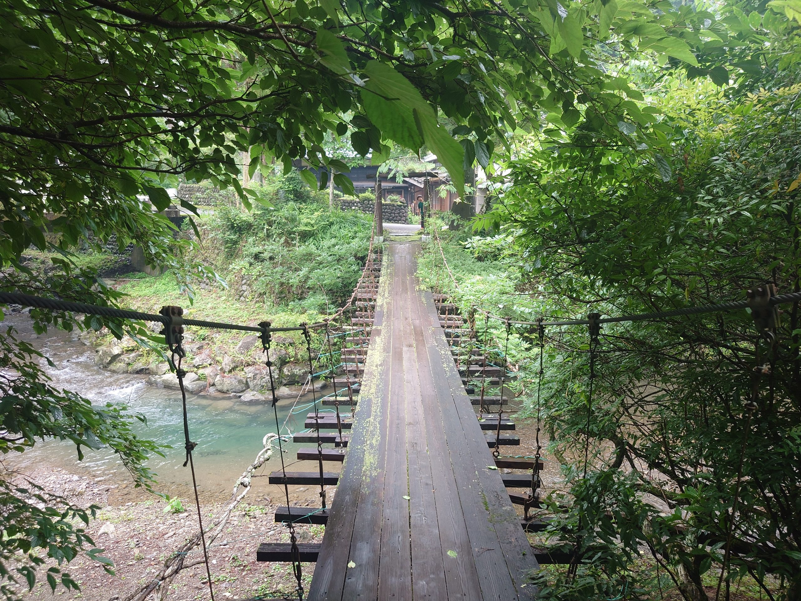 水車むらの吊り橋／静岡県藤枝市瀬戸ノ谷 | 村雨哀歌 – Murasame Elegy –